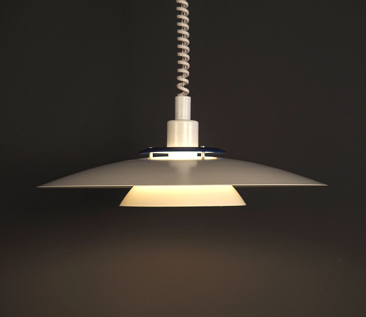 Danish design white metal rise and fall lamp, 1980s