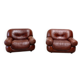 Set of two leather Sapporo lounge chairs by Mobil Girgi