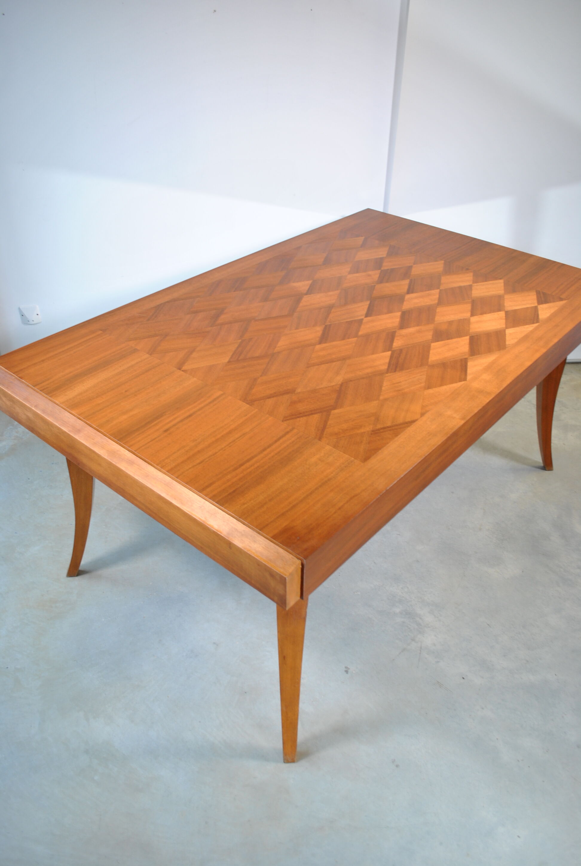 Extendable dining table circa 1950