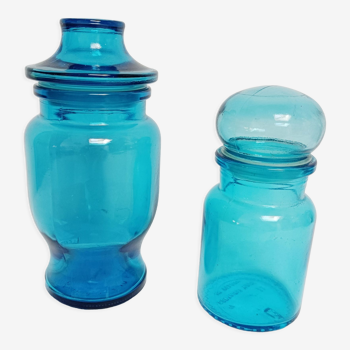 Lot de 2 pots d'apothicaire en verre bleu