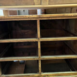 Drawer cabinet