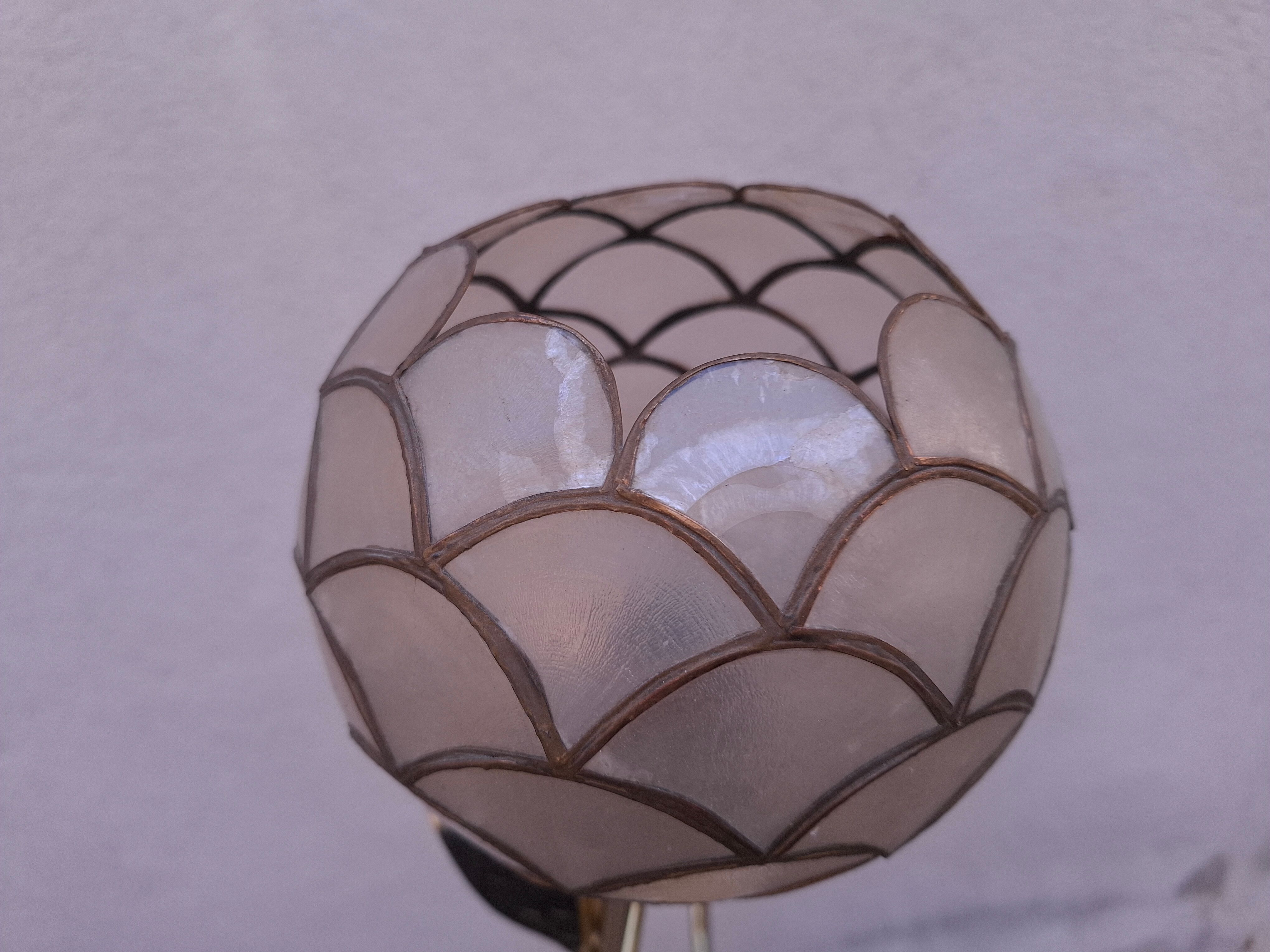 Floral floor lamp in pearlescent Capiz, 1970s.