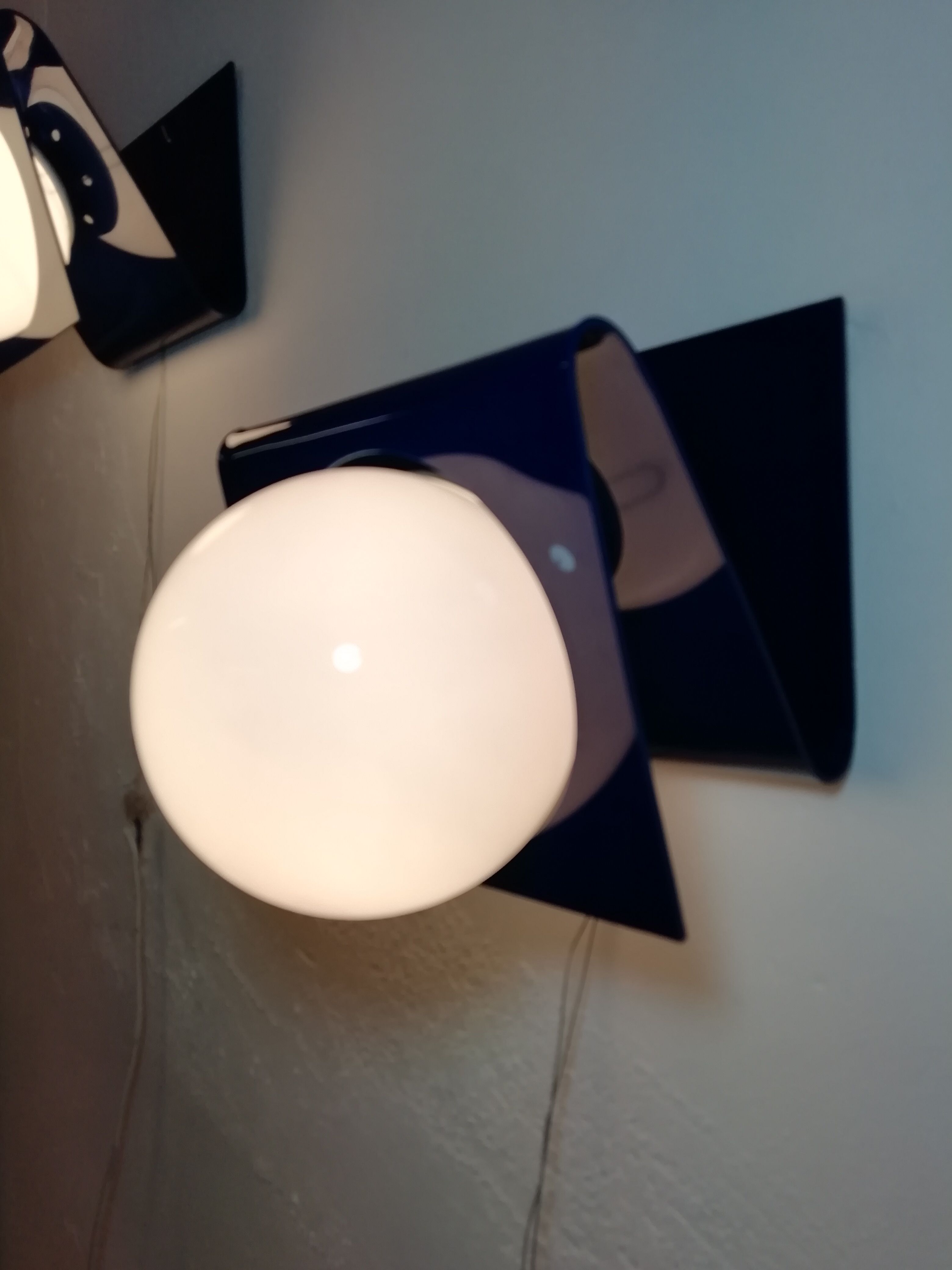 Paire d'appliques de methacrylate