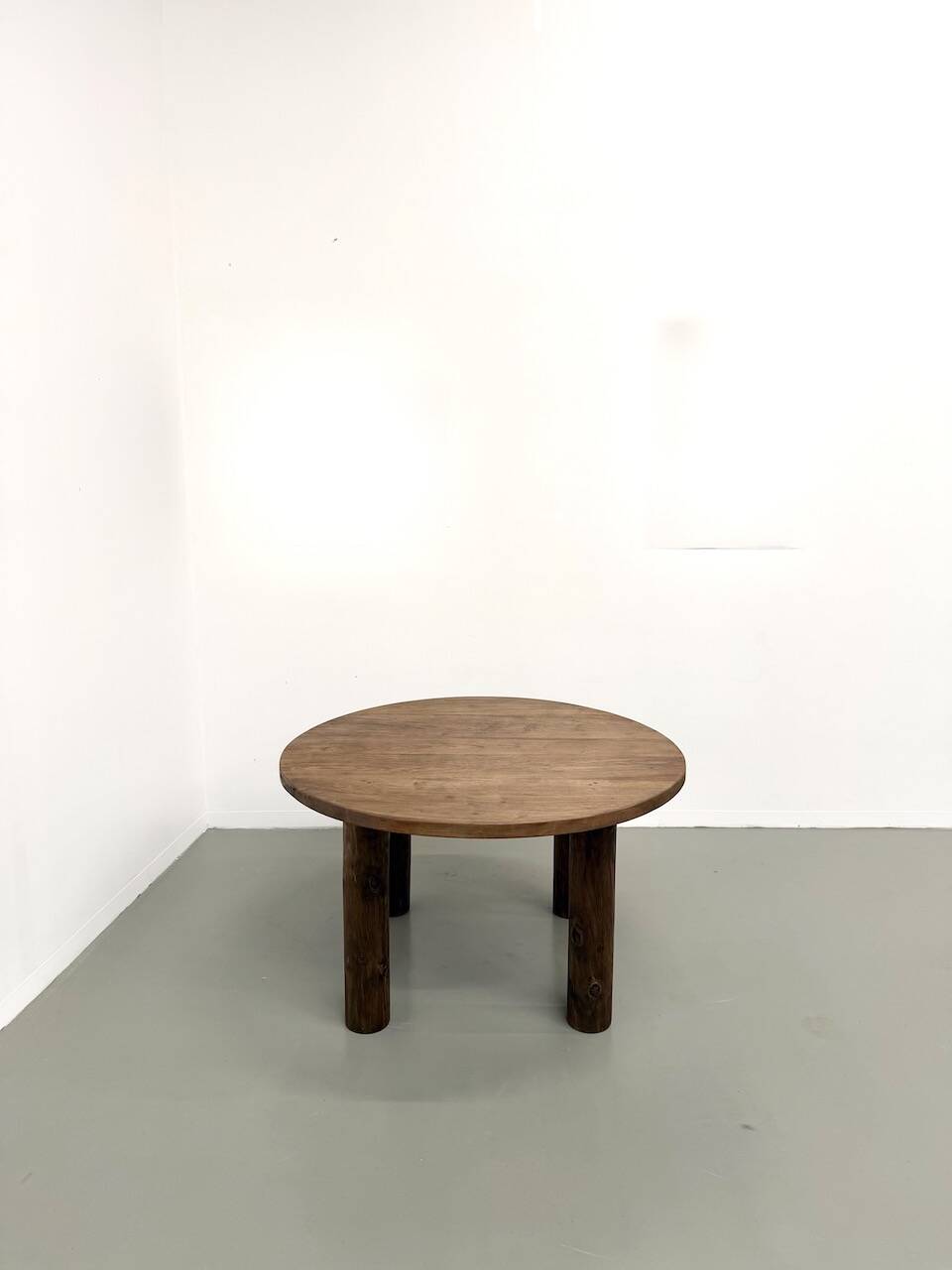Table ronde années 50 constructiviste noyer