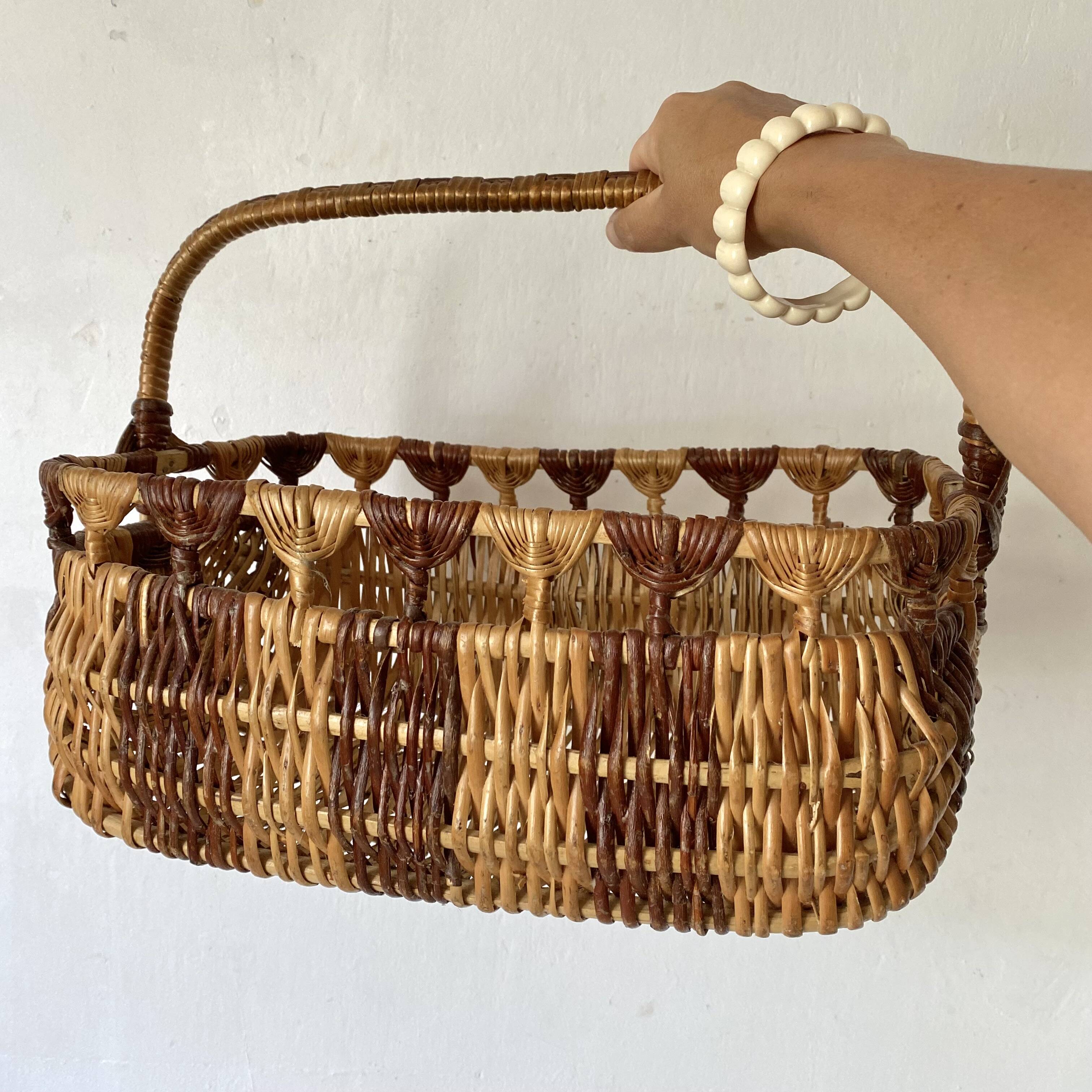 Vintage two-tone rectangle basket