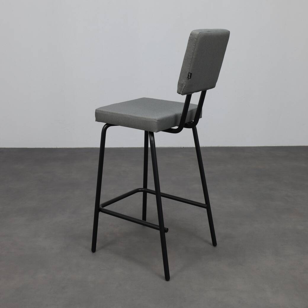 3 tabourets de bar Option Bar par Frederik Roijé pour Puik Design