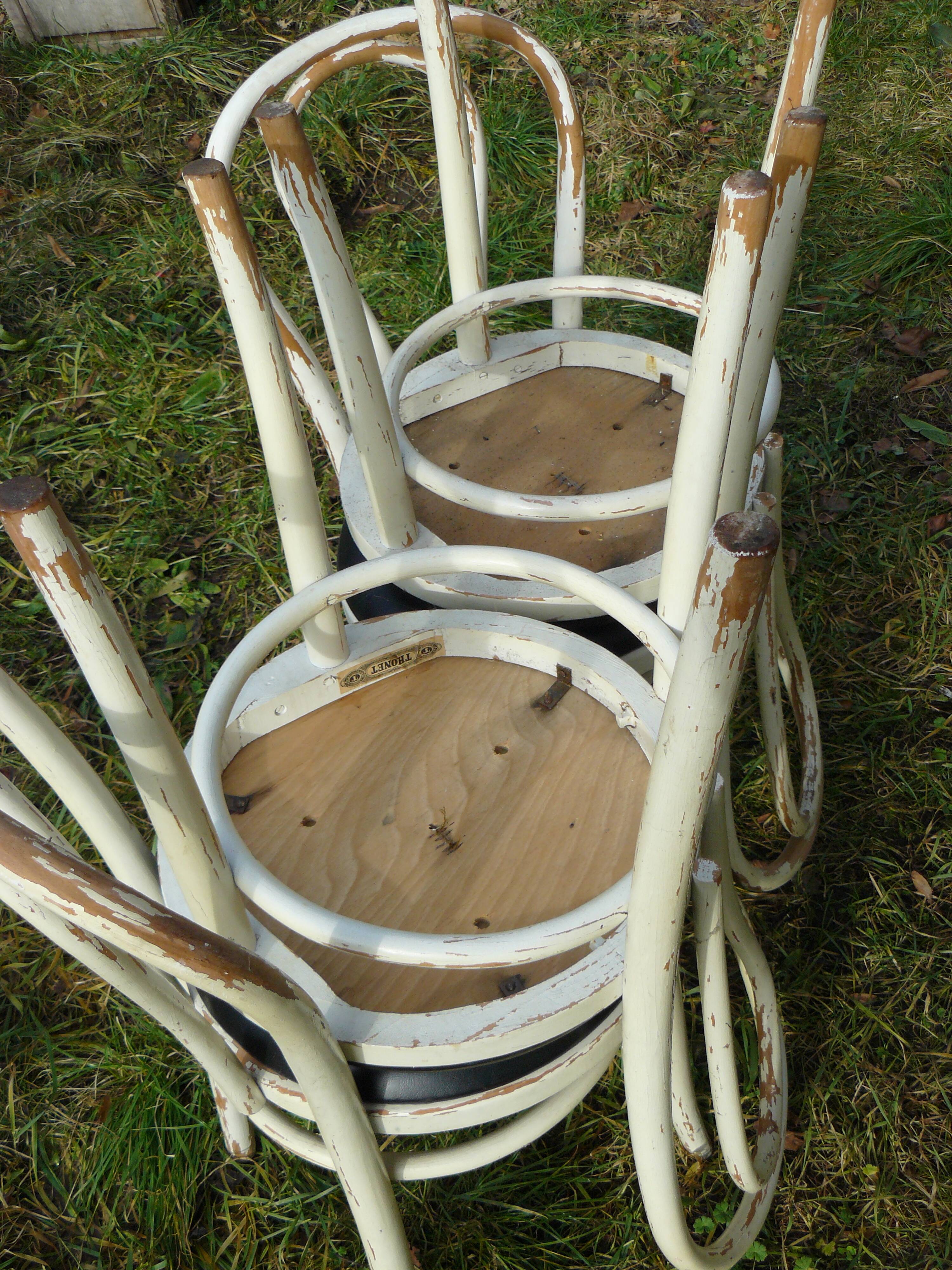 Set of 4 white and black Thonet bistro chairs
