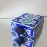 Islamic art ceramic vase in Iznik style antique