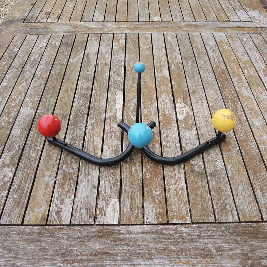 Old Wall Coat Rack 4 Multicolor Balls