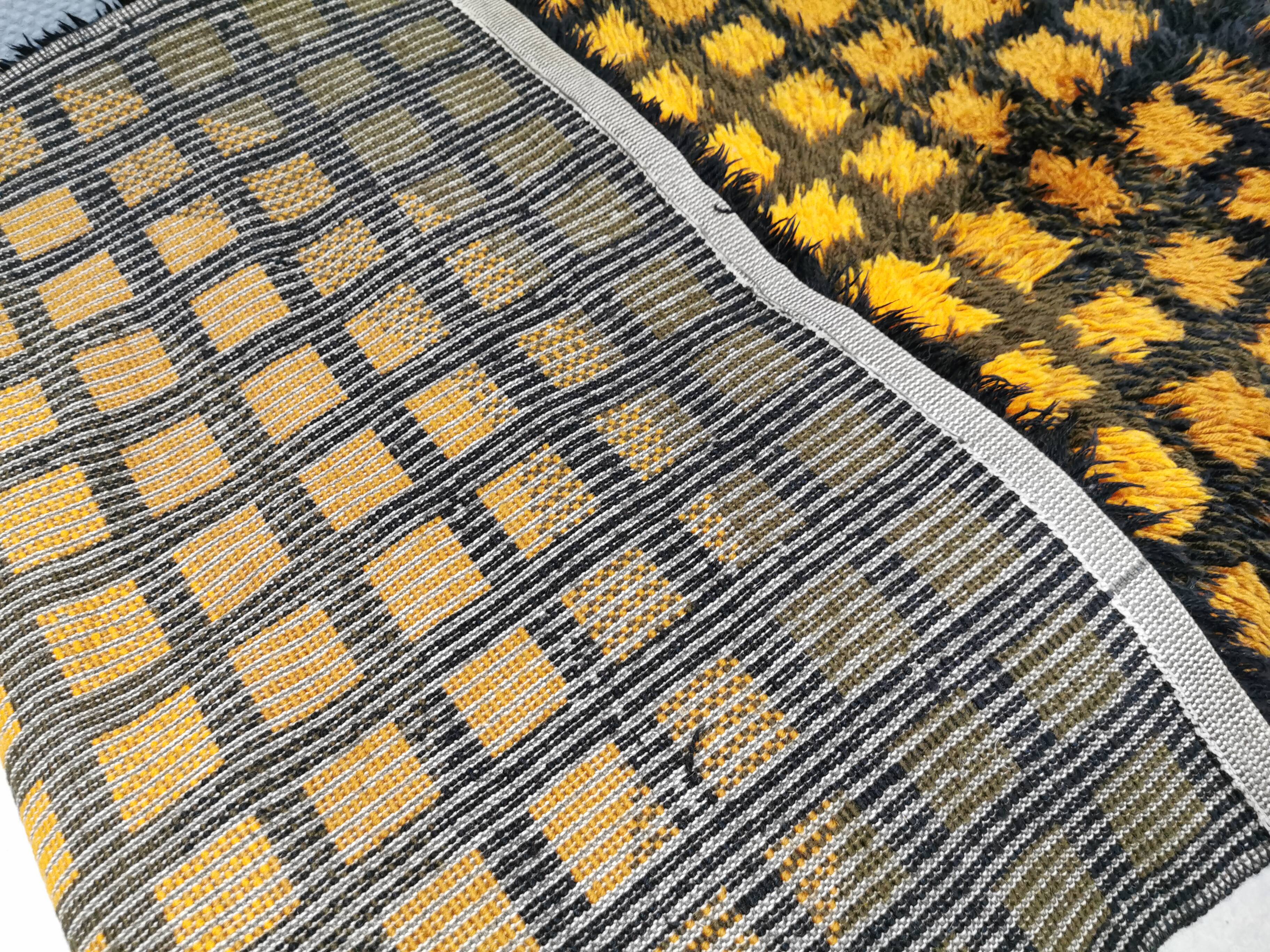 Rya wool rug, designed by the world-famous Verner Panton (1926-1998)