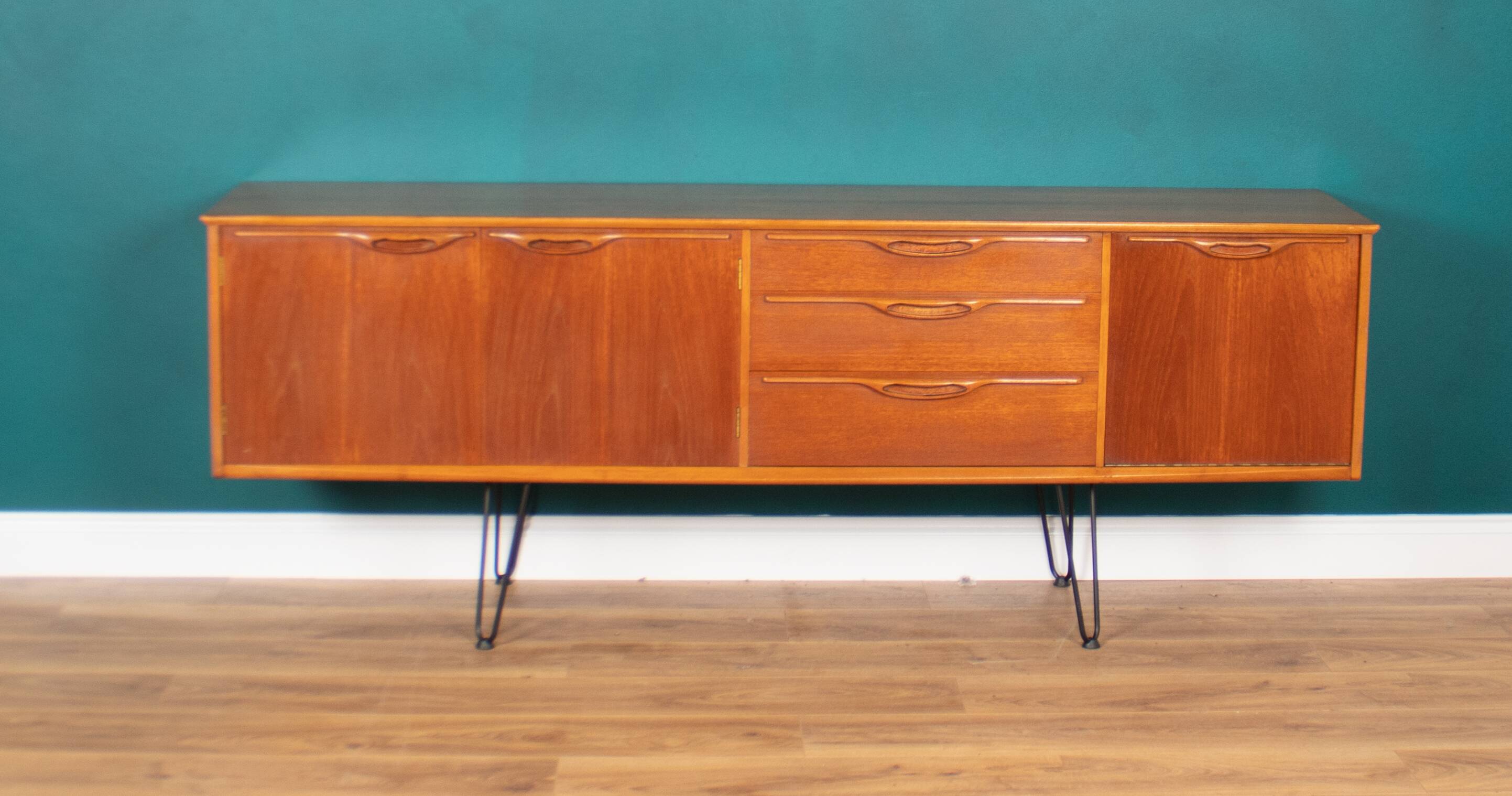 Retro Teak 1960s Long Jentique Classic Mid Century Sideboard Hairpin Legs