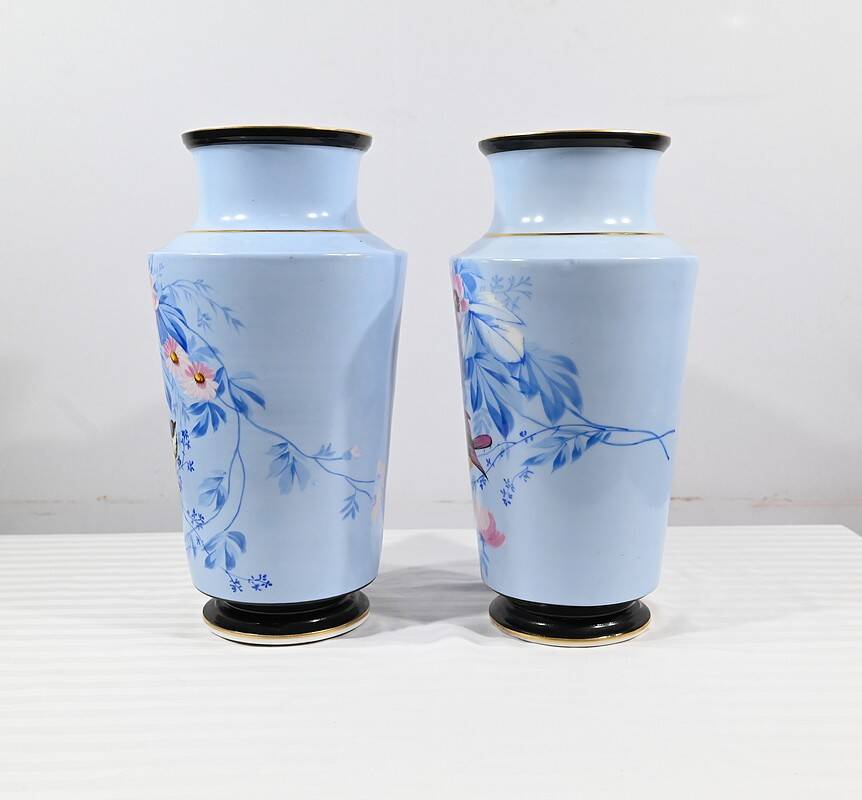 Pair of Porcelain Vases – Mid-19th Century