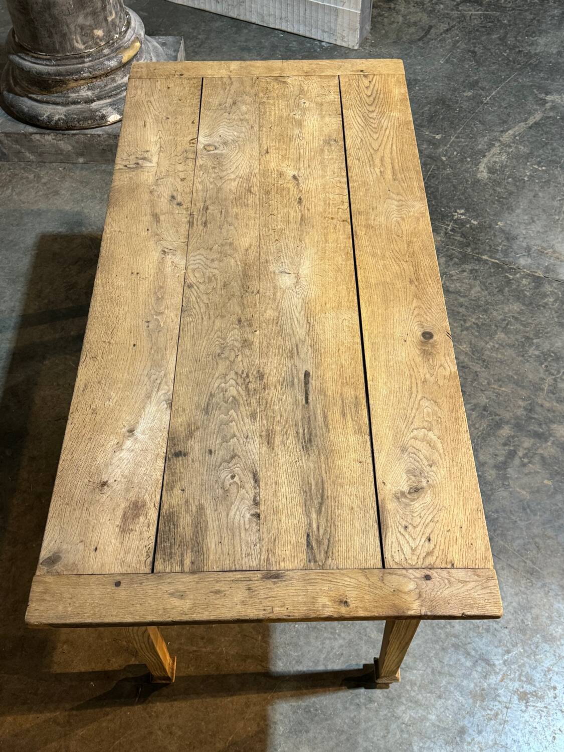 Kitchen table