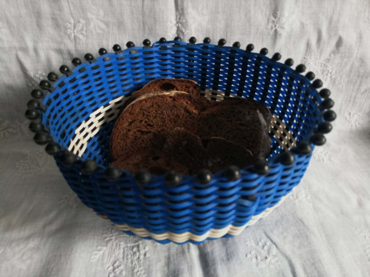 Basket, vintage pot holder