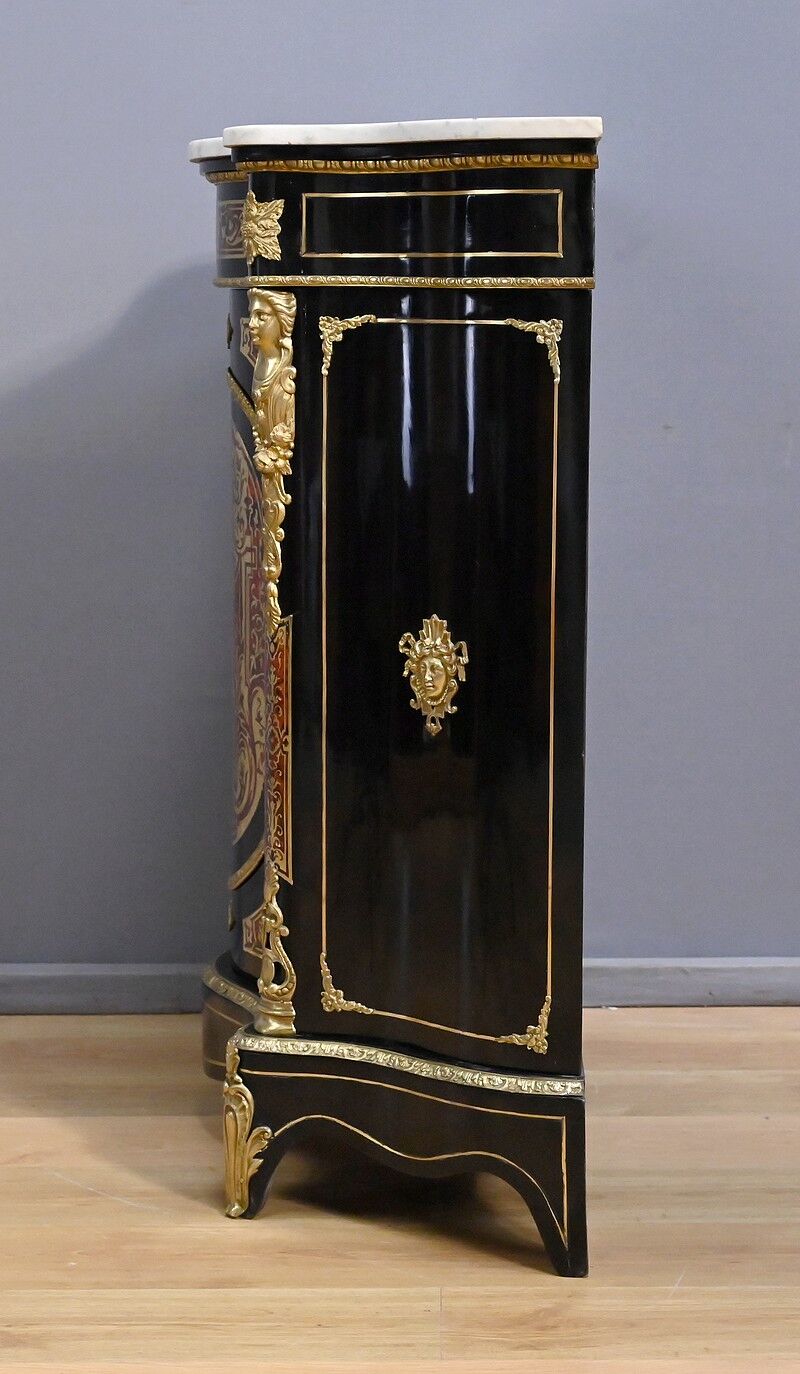 Bureau d'entre-deux in Boulle marquetry, Coignerai House, Napoleonic III period – 2nd half of the 19th century.