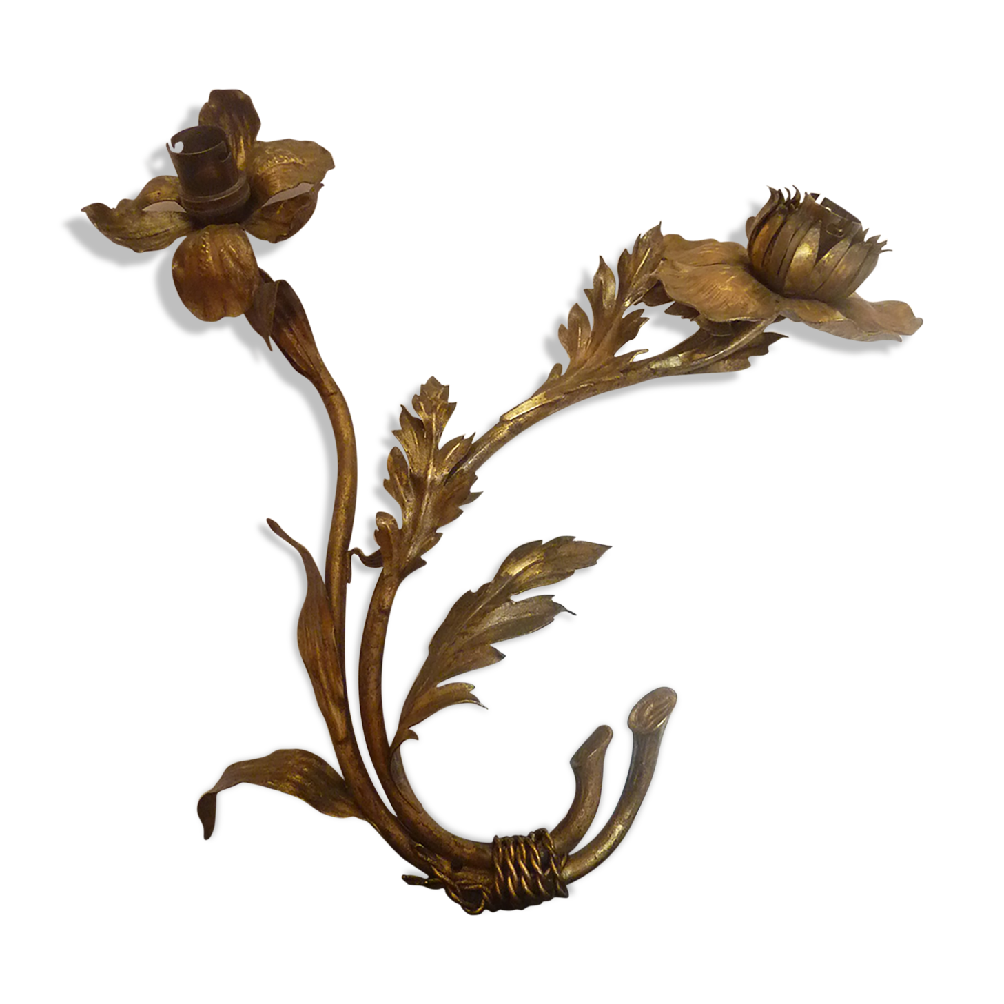 Gilded brass flower wall light