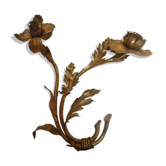 Gilded brass flower wall light