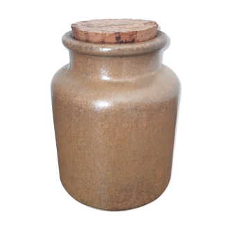 Vintage sandstone pot