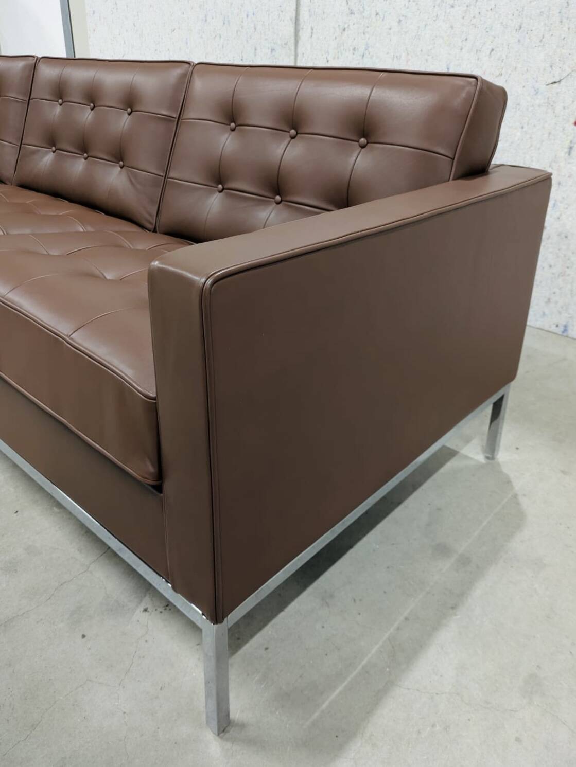 Florence Knoll Sabrina Leather Sofa