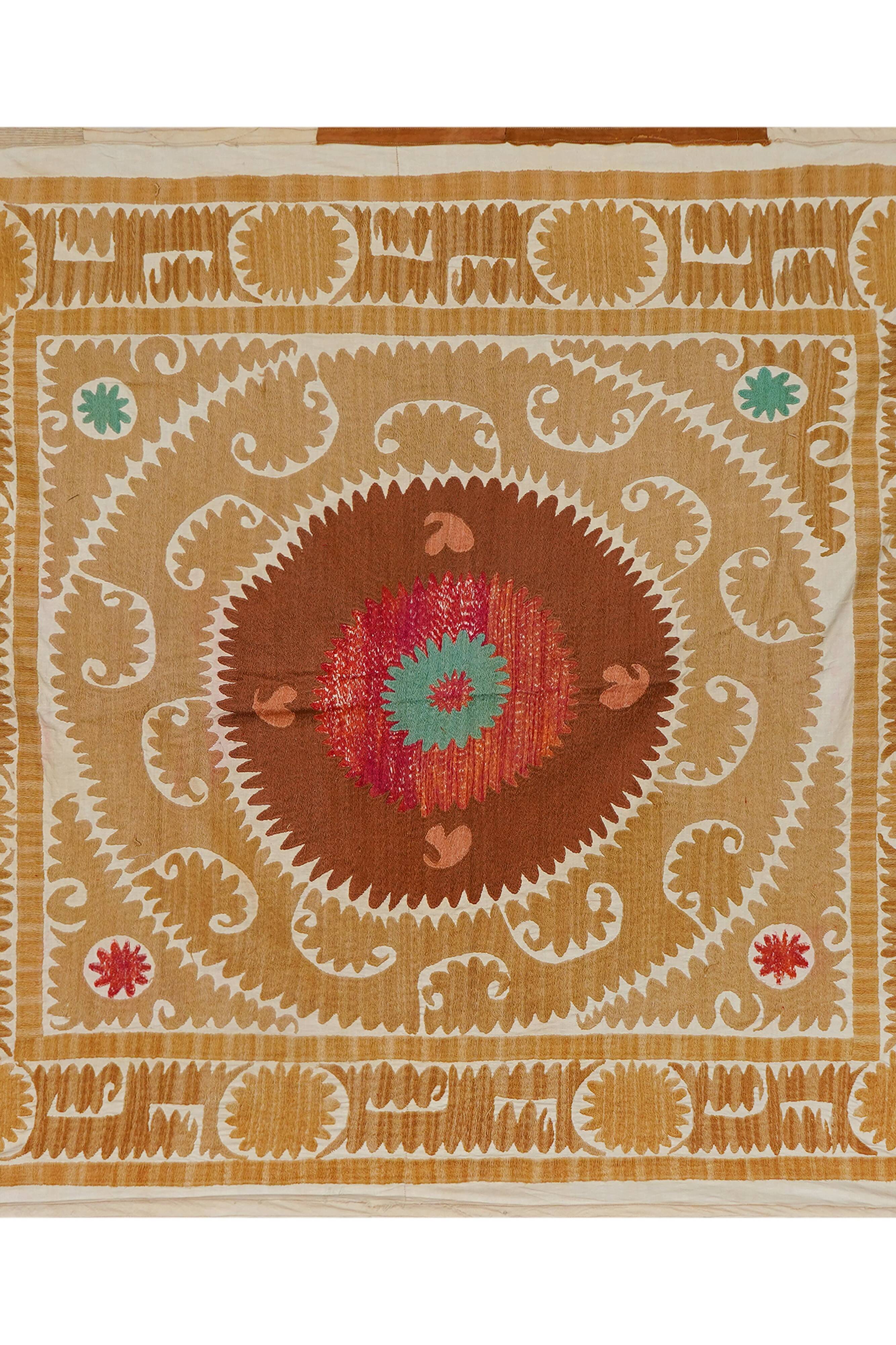 Vintage Turkish hand-knotted rug 135x145 cm