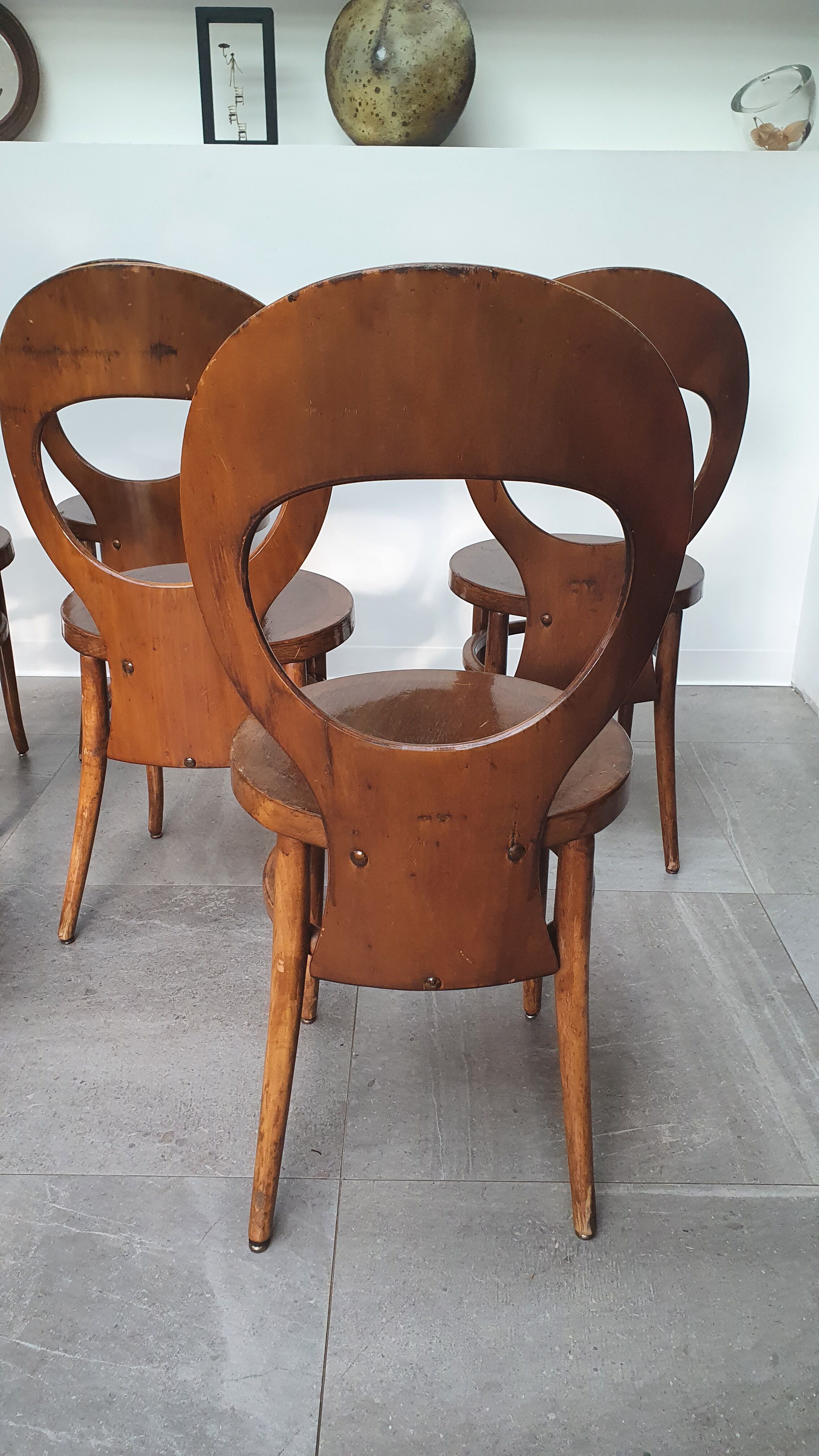 Ensemble table de ferme et 6 chaises Mouettes de Baumann