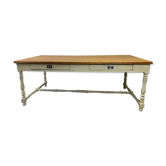 Farm table