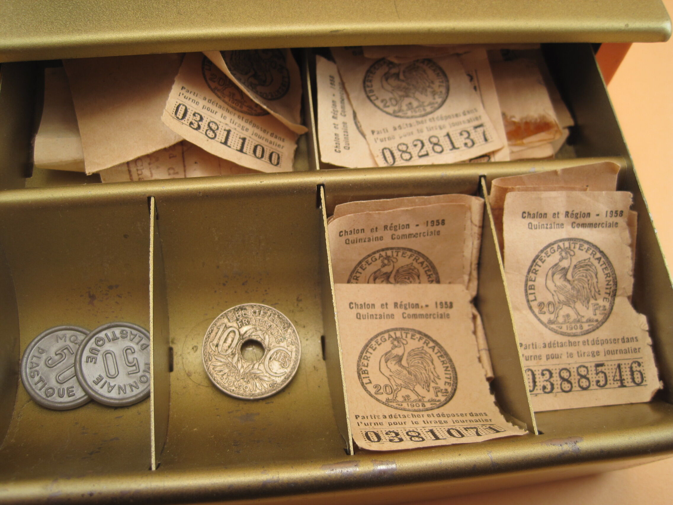 Ancienne Caisse Enregistreuse En Tôle - Jouet Miniature épicerie - Vintage