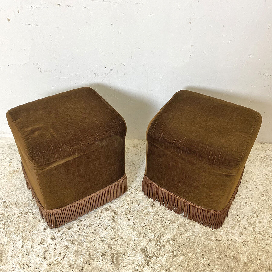 Pair of vintage 70's poufs in brown velvet