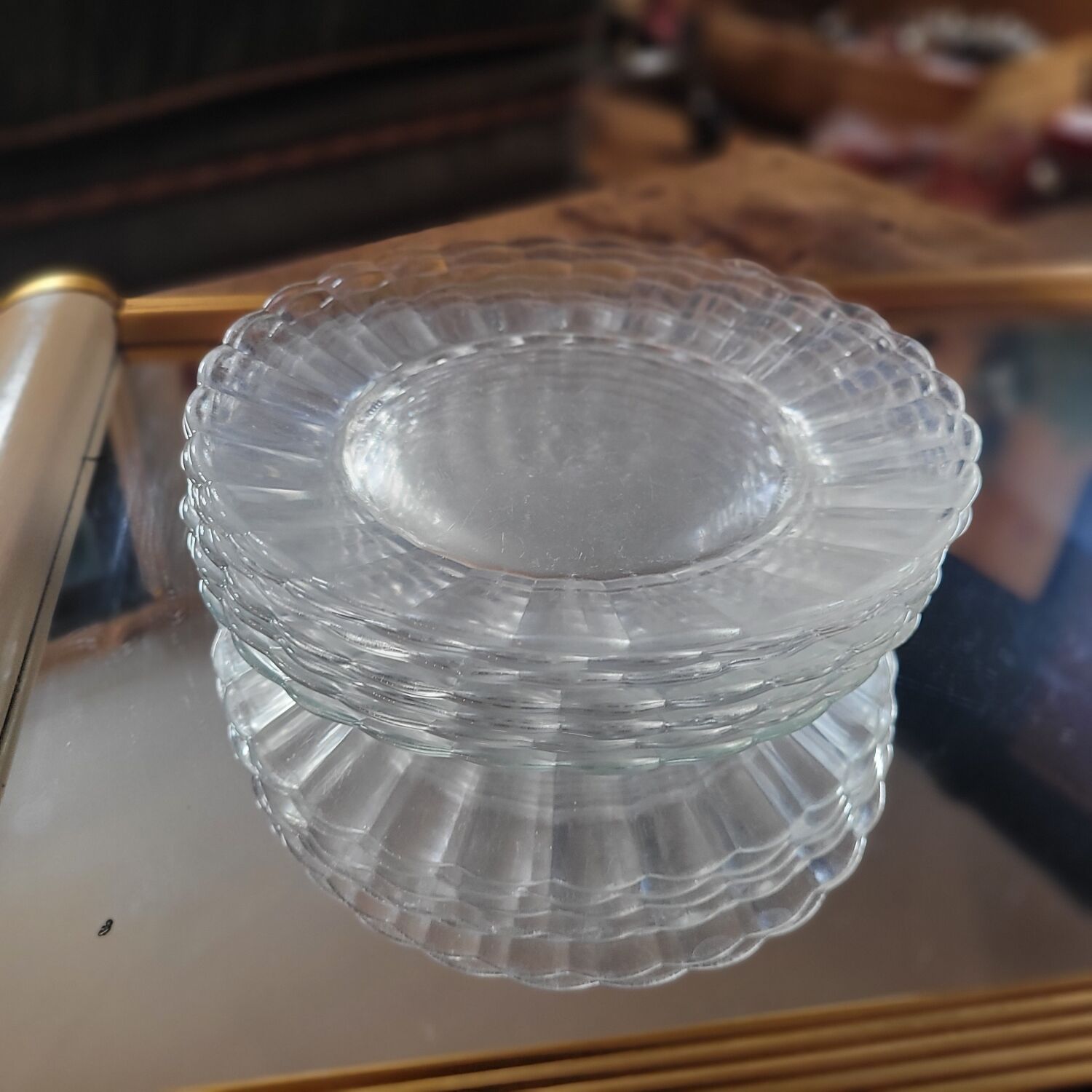 7 petal-shaped glass dessert plates – 1960s–1970s