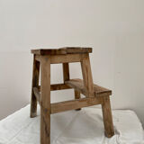 Wooden painter's stepladder