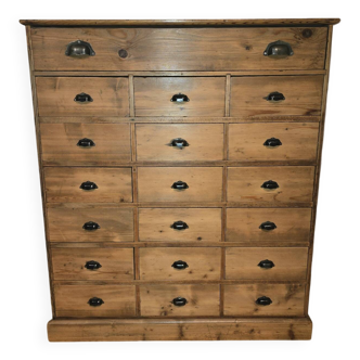 Craft cabinet with drawers.