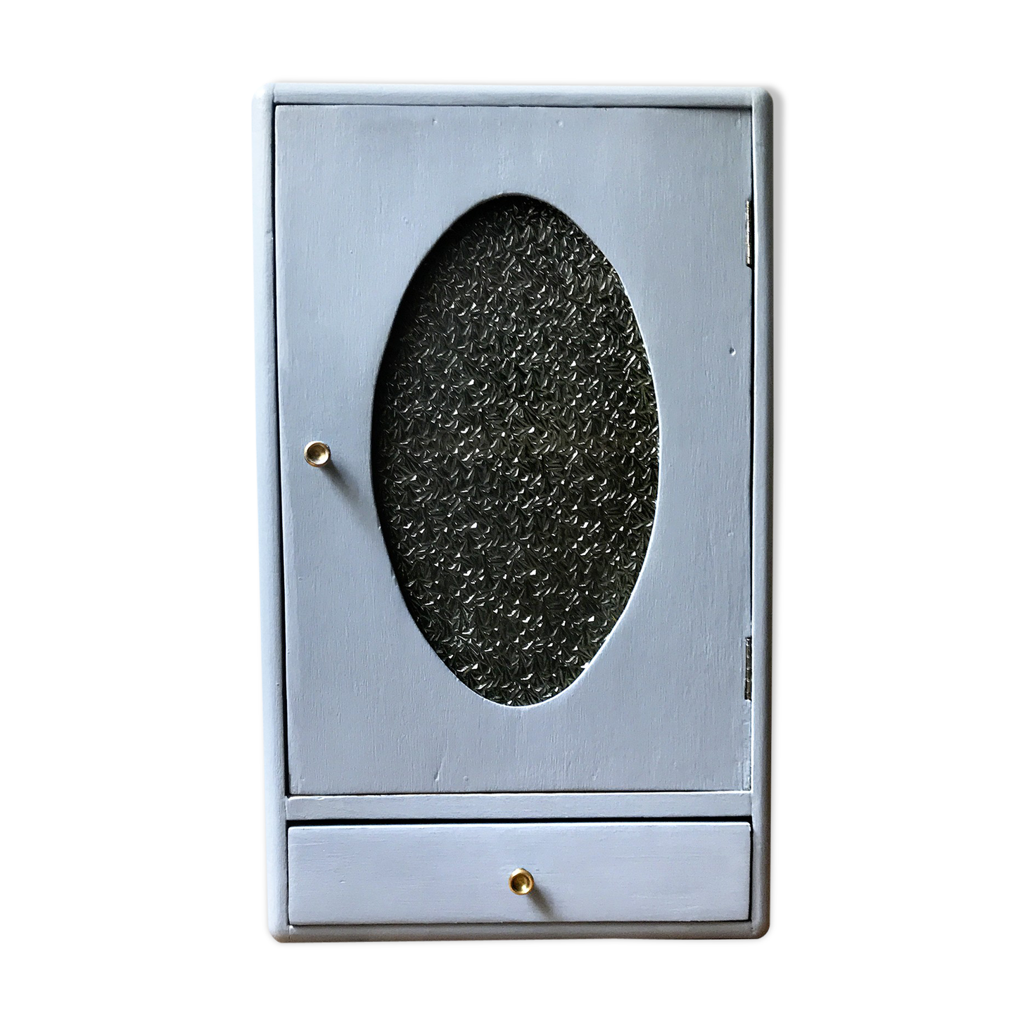 Pharmacy cabinet from the 1930s