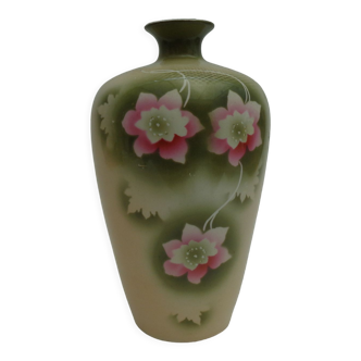 Art deco vase g&s ltd albany & harvey burslem