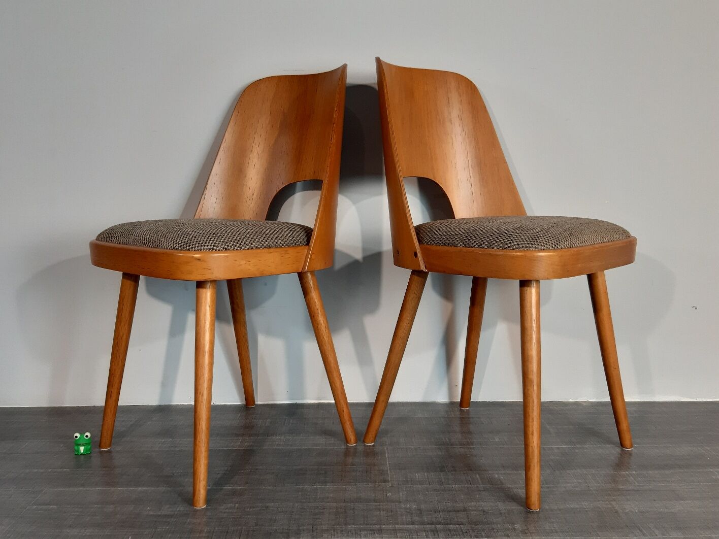 Set 4 chaises TON 515 en hêtre par Oswald Haerdtl 1955