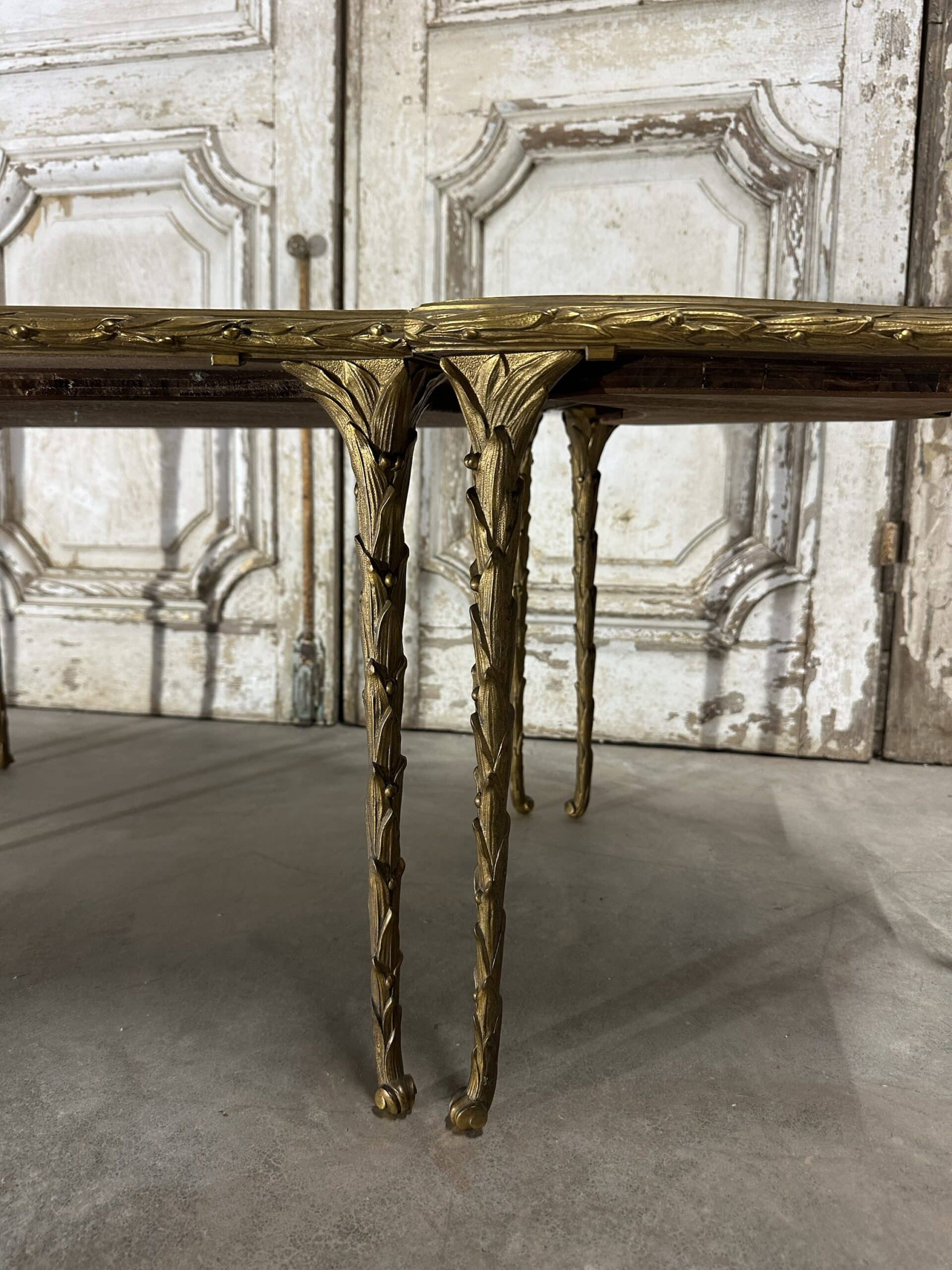 Table basse tripartite en bronze circa 1950-70