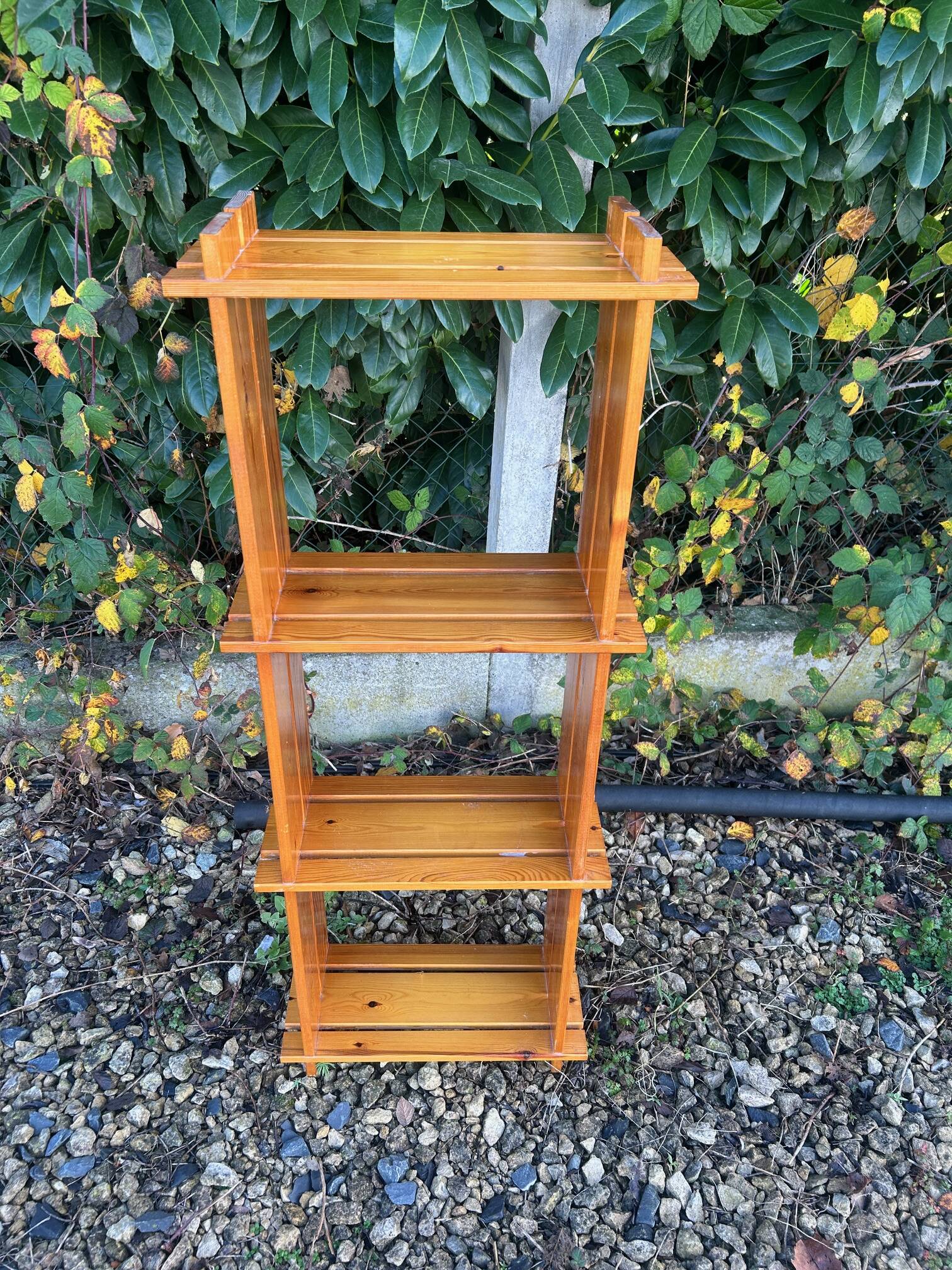 Brutalist pine shelf