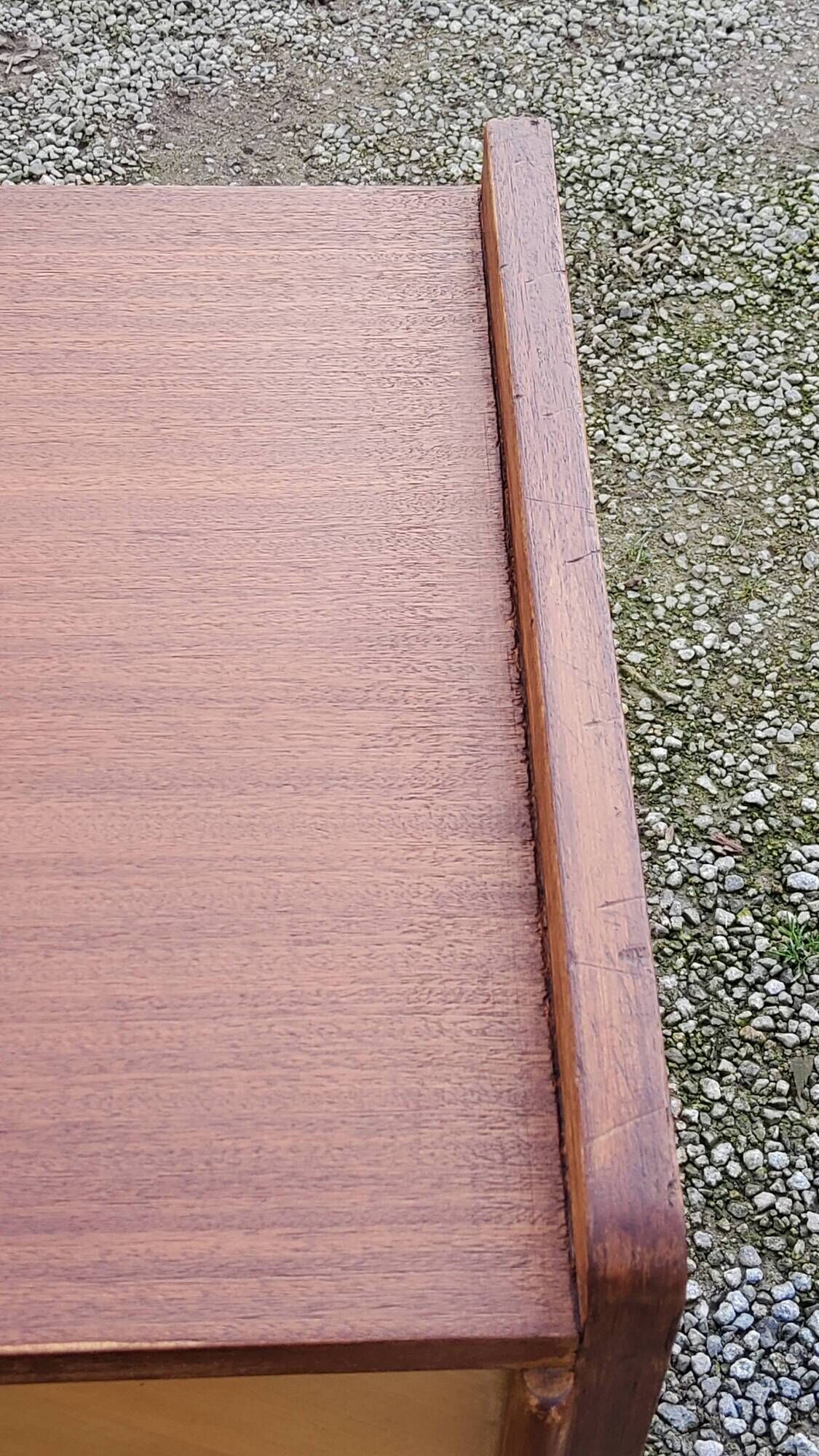 Enfilade of the 50s in oak and mahogany feet compass