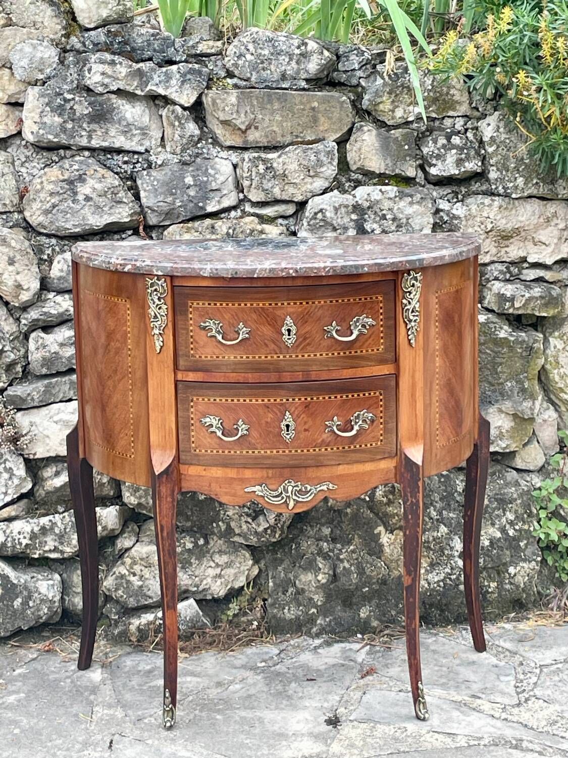 Small half-moon chest of drawers in Louis XV style marquetry, 19th century period