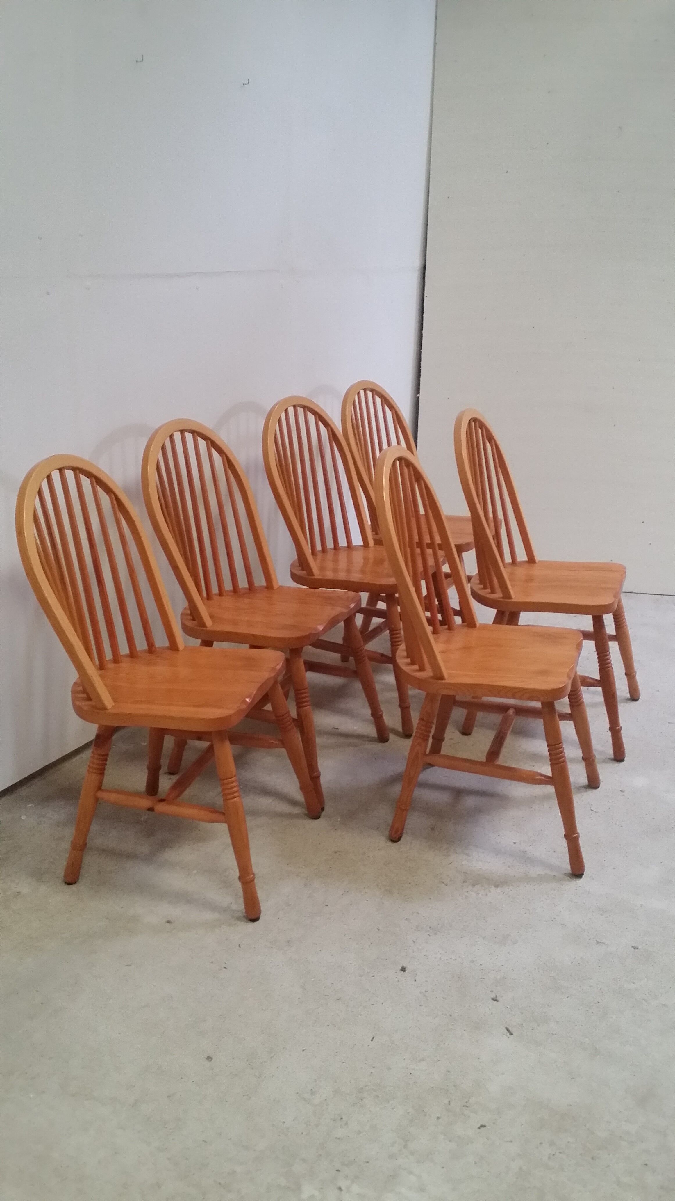 Batch of 6 chairs