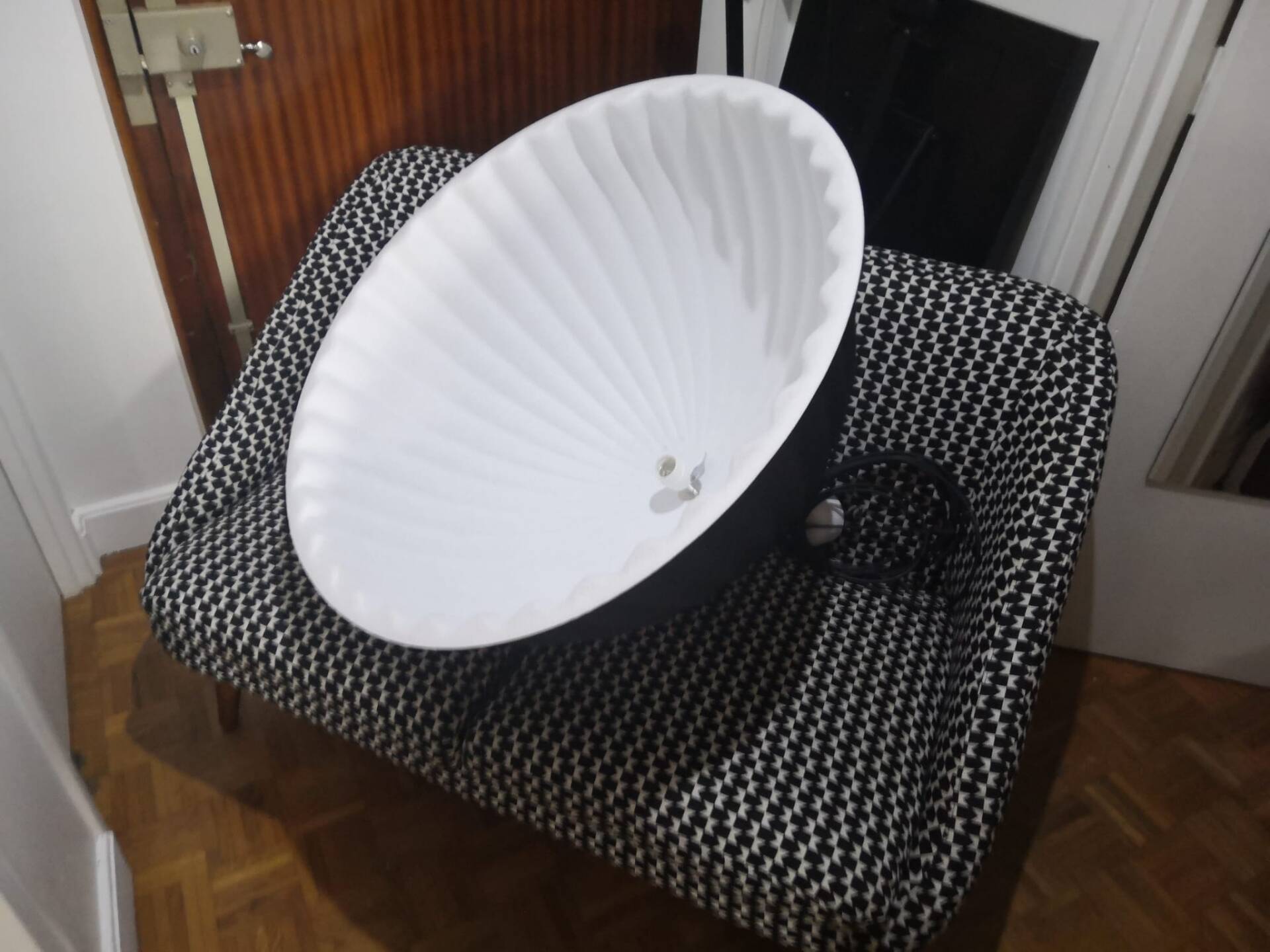 Black suspension Under the Bell by Muuto