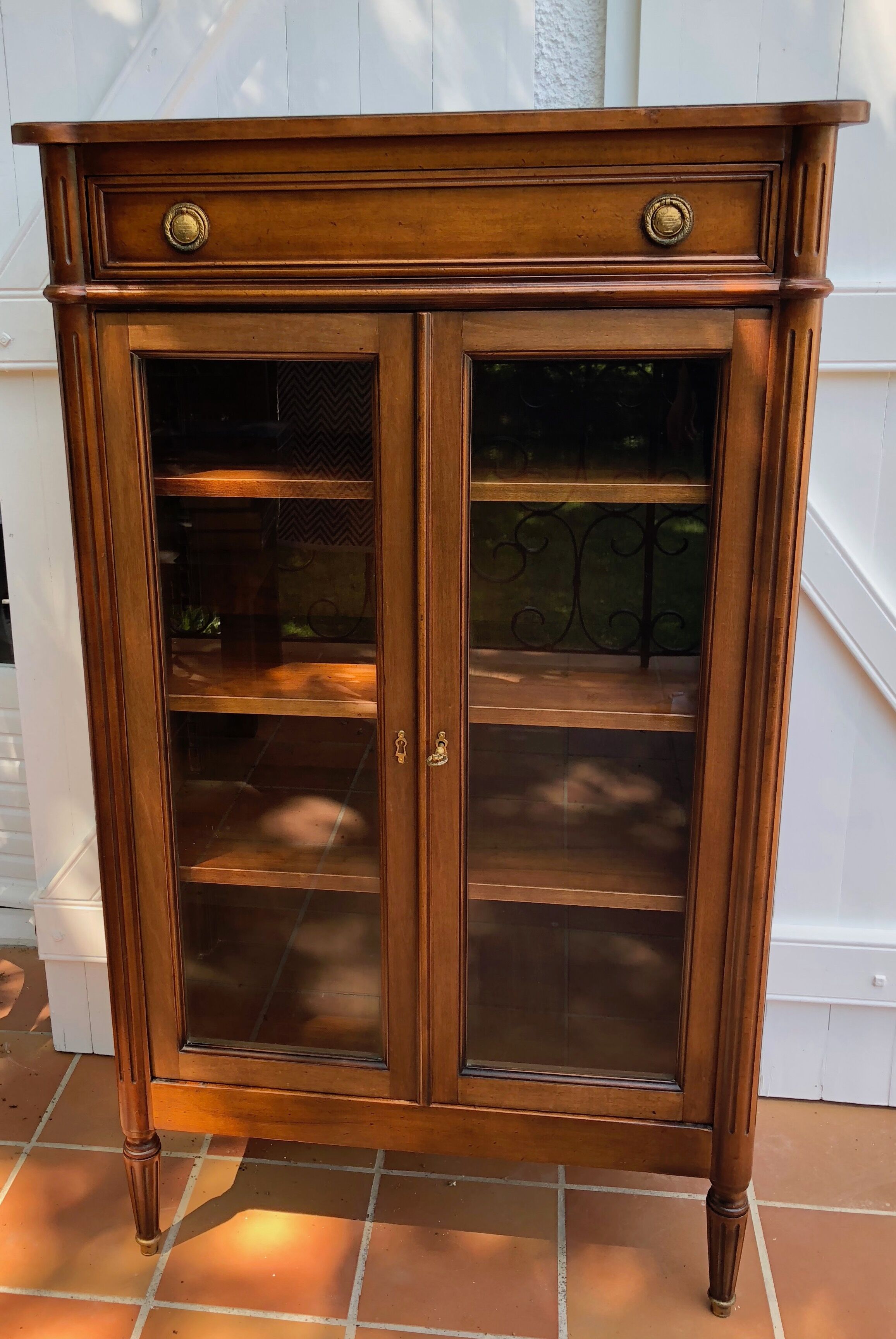 Library small glass of Louis XVI style