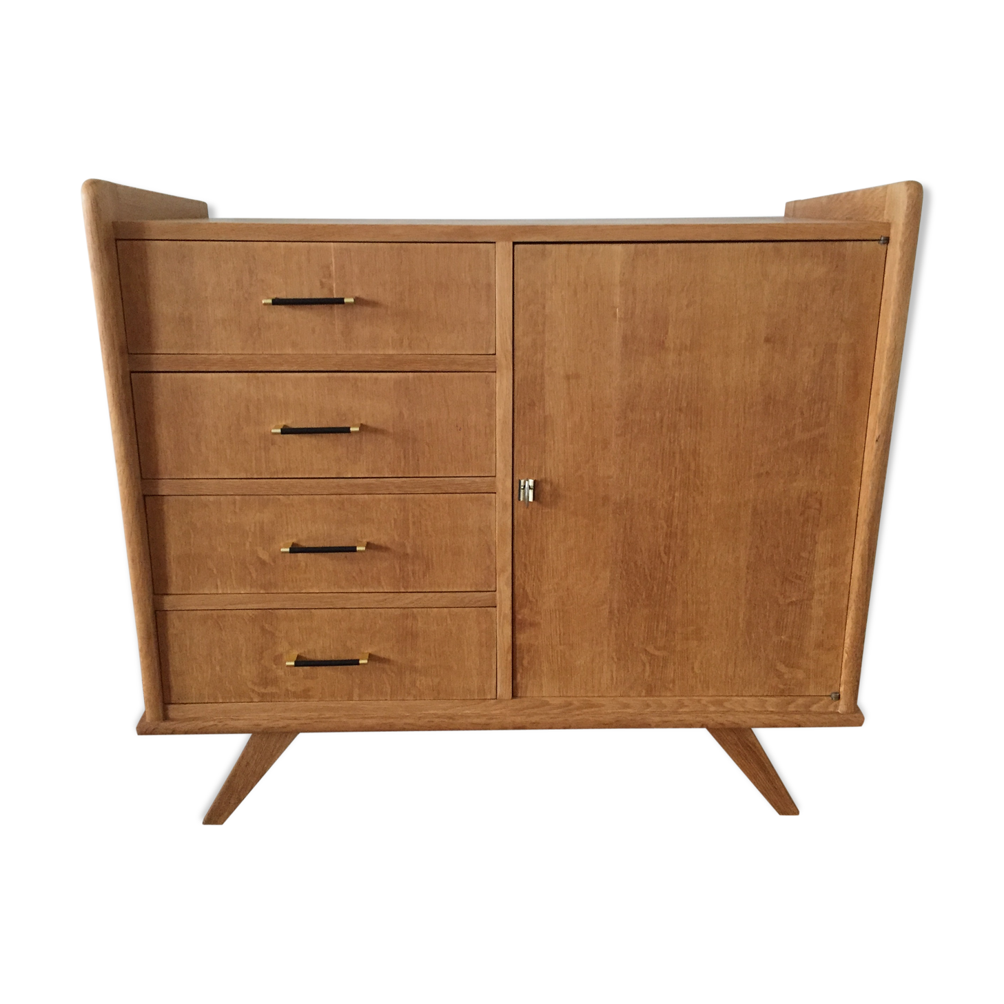 Vintage dresser buffet