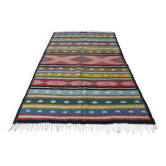 Tapis kilim traditionnel berbère tribal à motifs géométriques multicolores