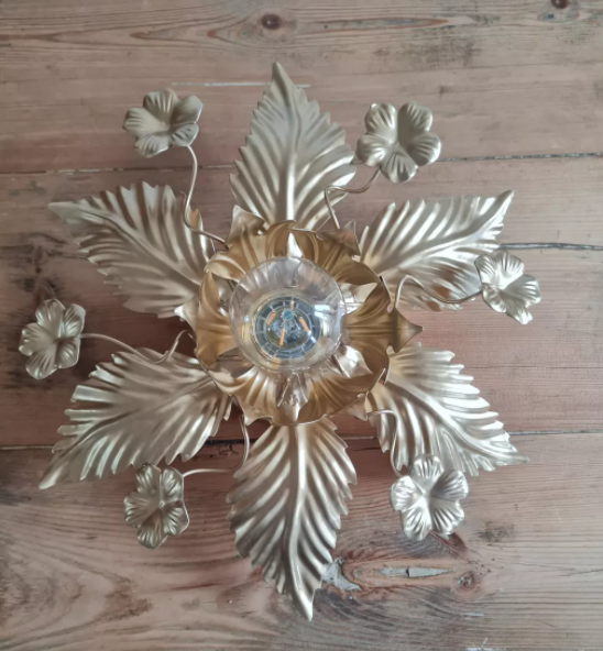 Golden brass flower wall lamp