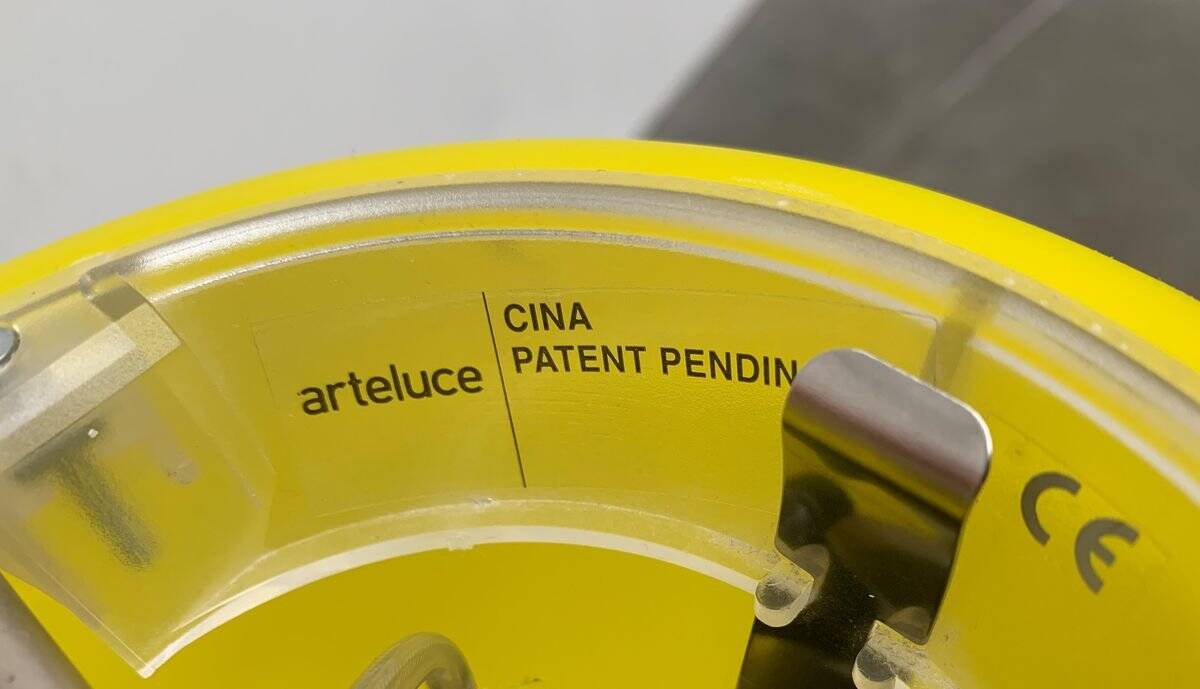 Italian vintage pendant lamp Cina by Rodolfo Dordoni for Arteluce