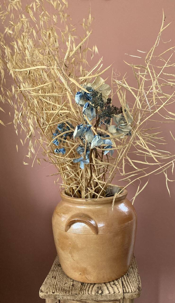 Brown stoneware jar pot