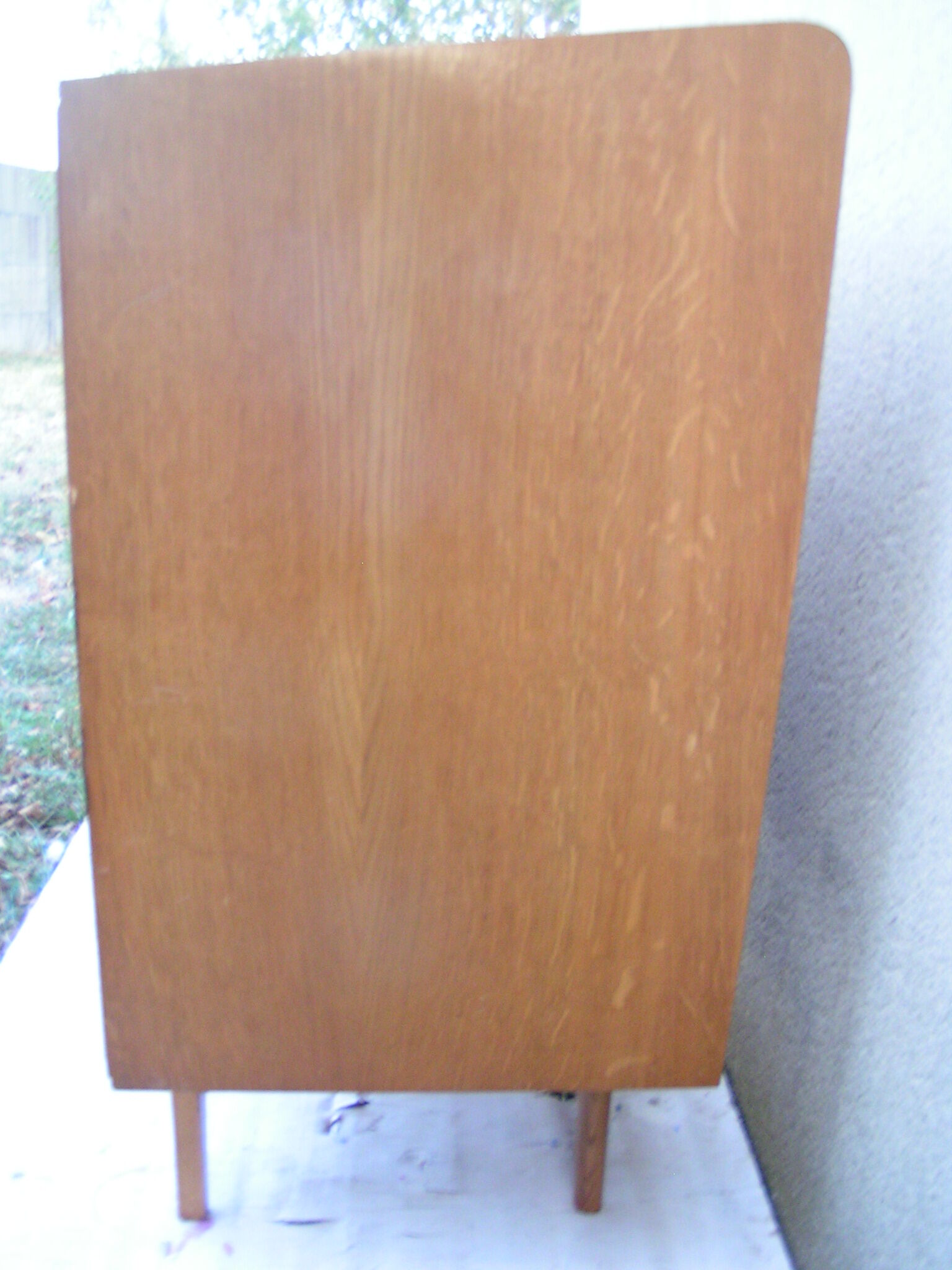 50s foot compass dresser