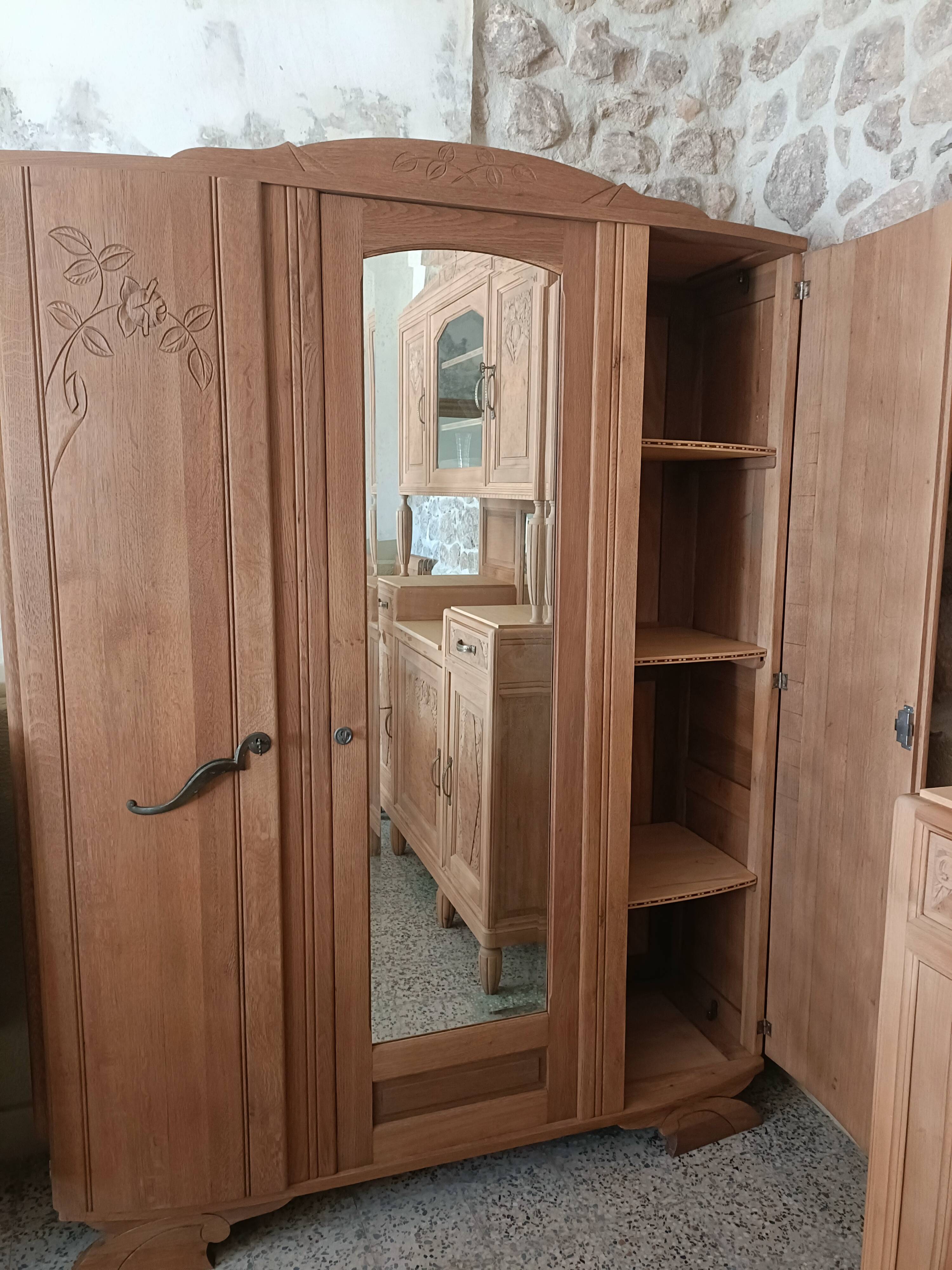 Armoire Art Déco rénovée
