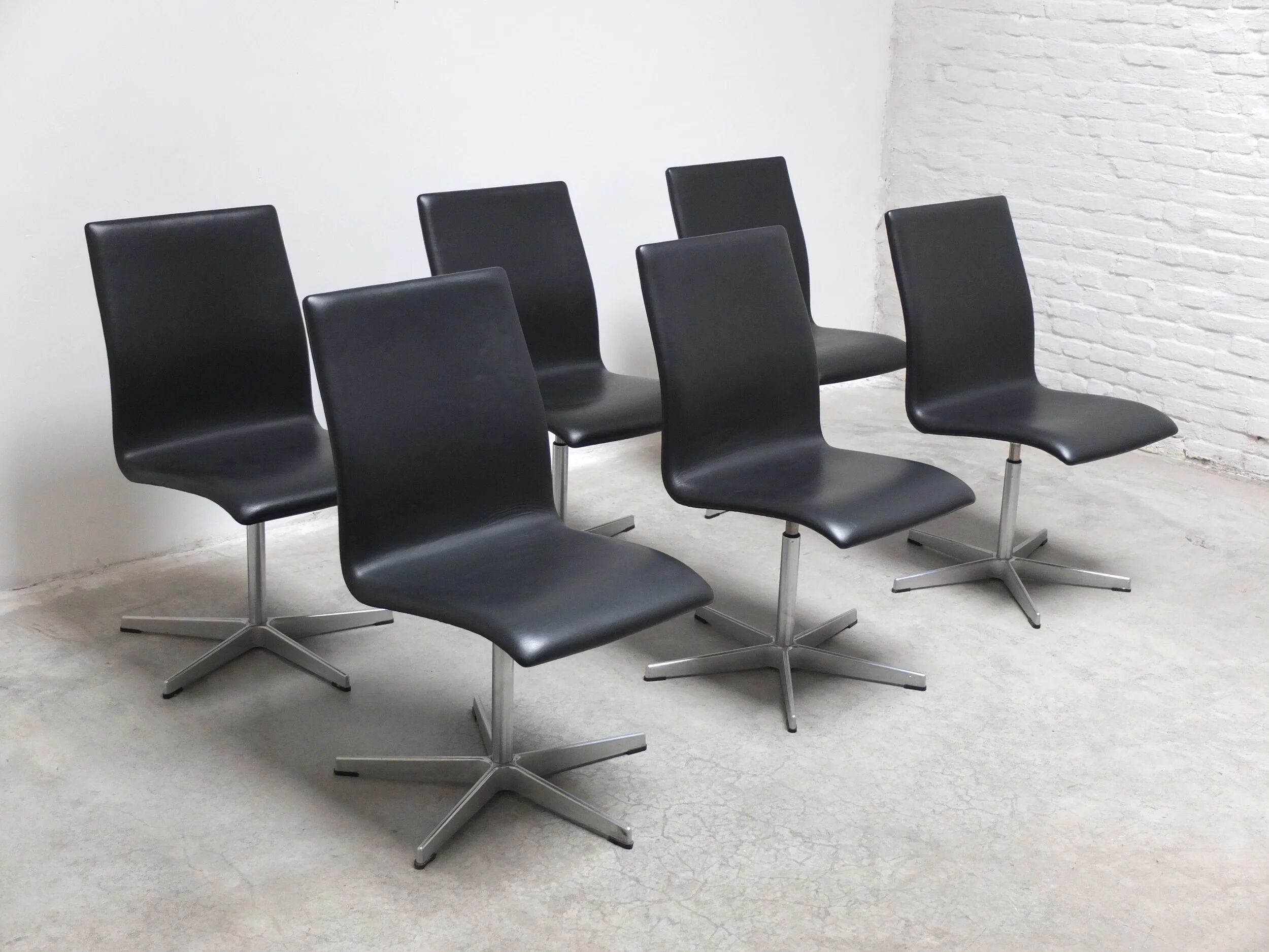 Set of 6 'Oxford' swivel chairs by Arne Jacobsen for Fritz Hansen, 1965