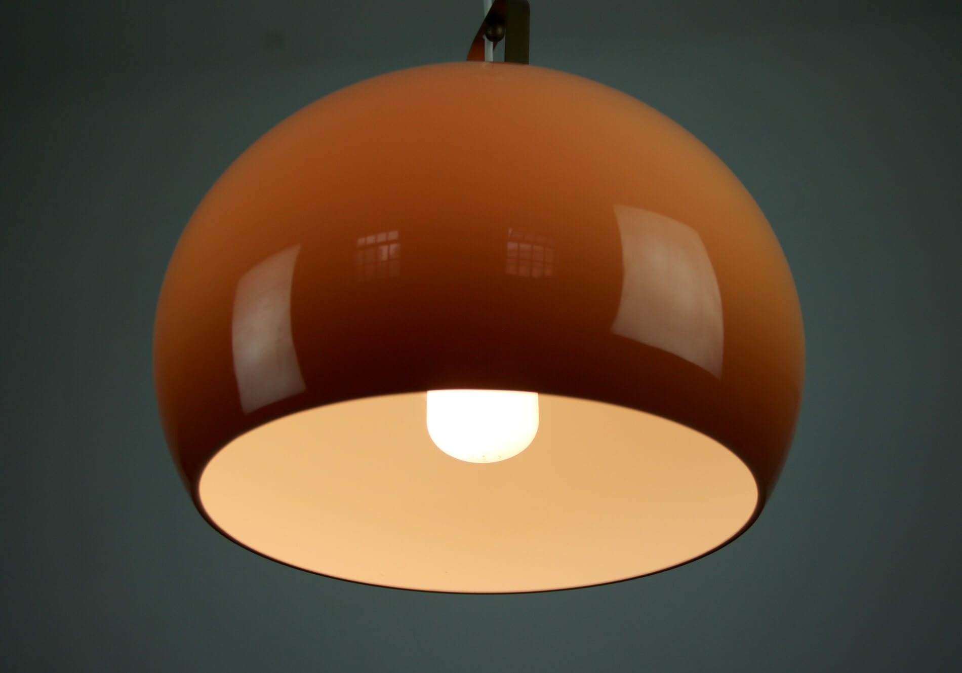 Suspension de Harvey Guzzini pour Meblo, années 1970